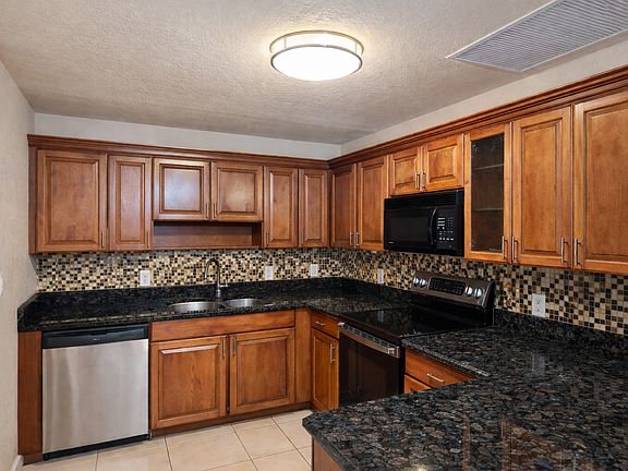 3rd image of 14539 Wood Pine Dr