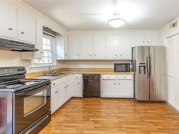 2nd image of 2217 Foxborough Dr #2217