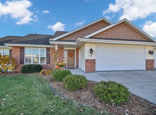 2457 Turnbury Rd, Howard, WI 54313