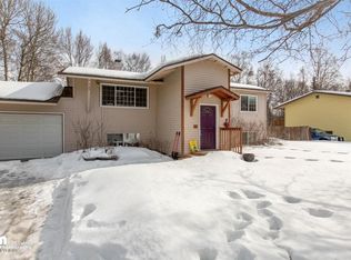 9325 Endicott St, Anchorage, AK 99502