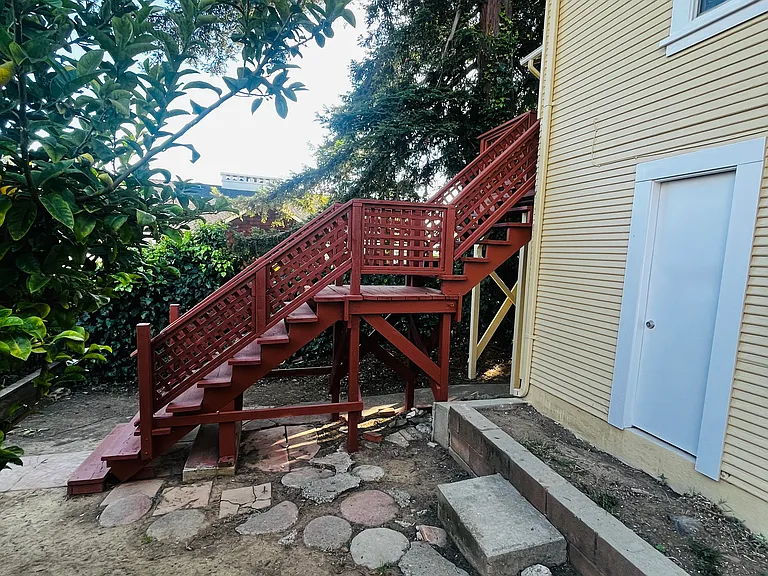 11 B St #15 — Photo 7