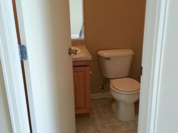 Hald bath main level