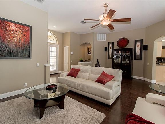2nd image of 2056 Bellhurst Dr