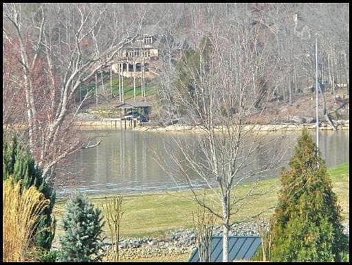 5th image of 3651 Jackson Pointe Dr