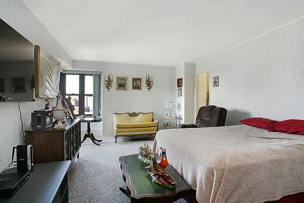 Sold by Citi Habitats | media 13