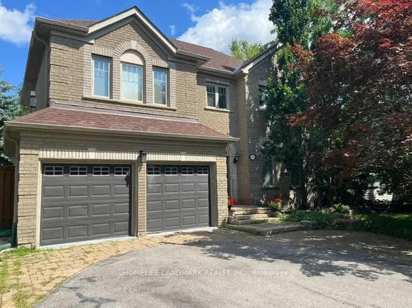 1102 Secretariate Rd, Newmarket, ON L3X 1M3