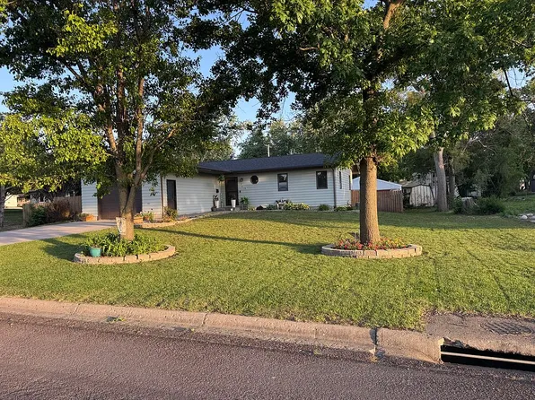308 Branch St, Seneca, KS 66538