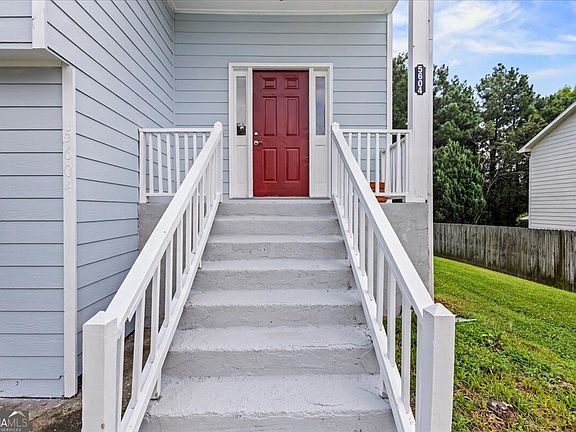 4th image of 5604 Rockingwood Ln