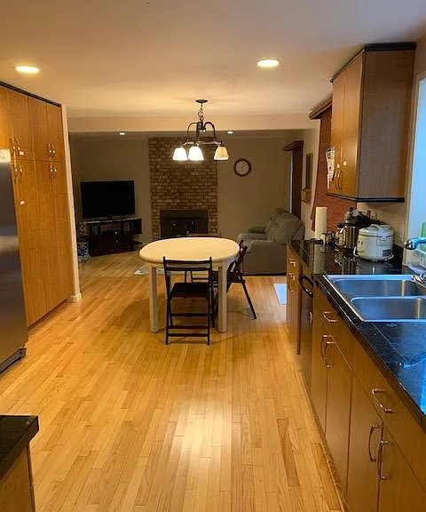 10608 NE 125th Pl — Photo 3