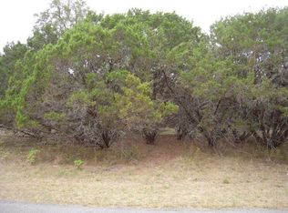 1040 Riviera Dr, Canyon Lake, TX 78133