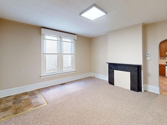 3rd image of 97 W Norwich Ave
