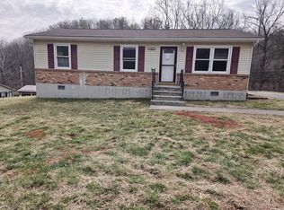 7208 Bent Mountain Rd, Roanoke, VA 24018