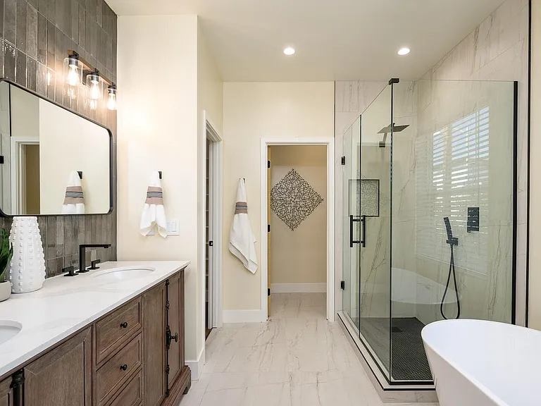 1613 W Medlock Dr — Photo 9
