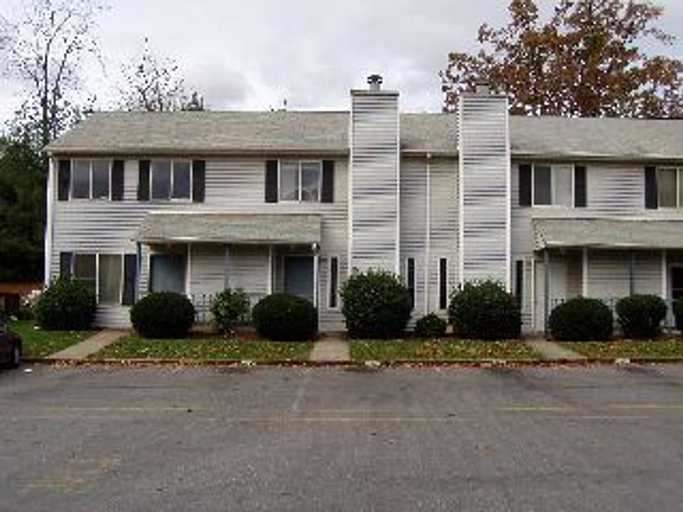 1st image of 110 Montview Forest Dr