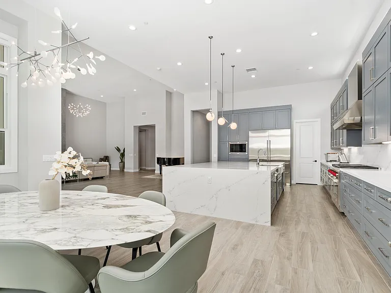 6195 Summit Crest Cir — Photo 11