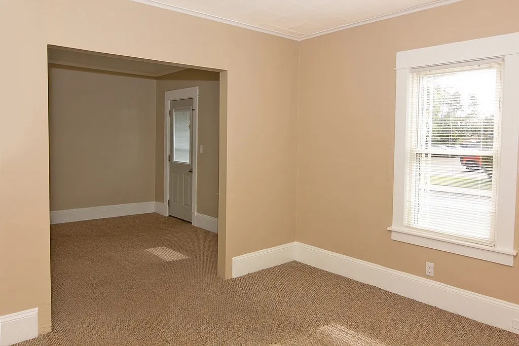 2 bed, 1200 sqft, $1,650 — Photo 3