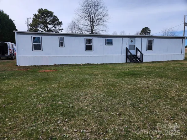440 Ridgeland Dr, Cleveland, NC 27013
