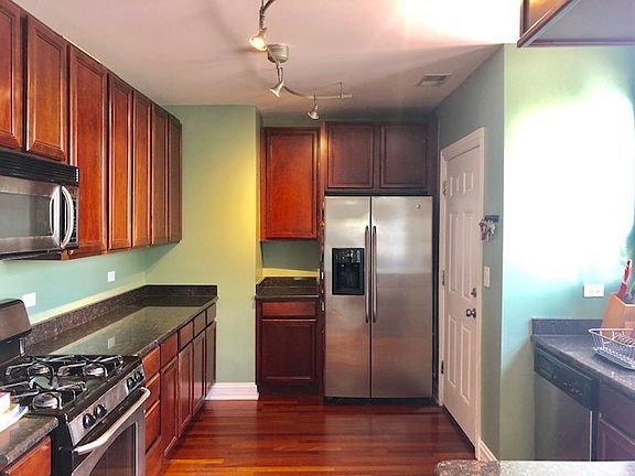 2nd image of 1747 W Pratt Blvd APT 3