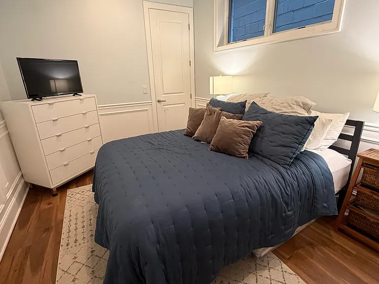 1644 W Erie St #1 — Photo 29