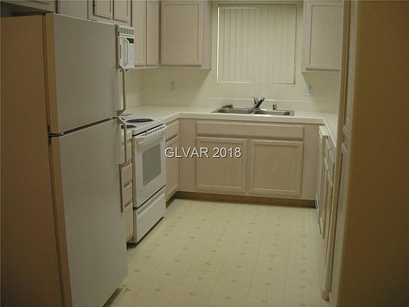 3rd image of 2725 S Nellis Blvd Unit 1083