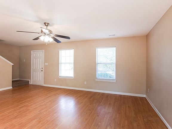 4th image of 13908 Pilcher Dr