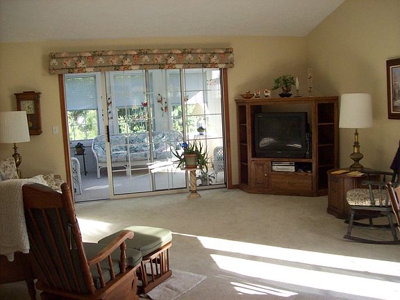 3rd image of 2846 Jewel Ct