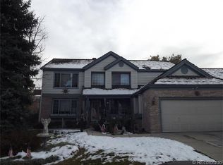 8258 W Chestnut Ave, Littleton, CO 80128