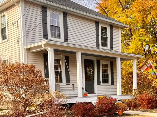 2 Sterling Ct, Northborough, MA 01532