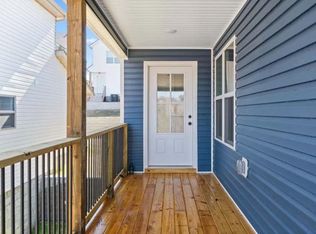 64 W High St, Clarksville, TN 37040