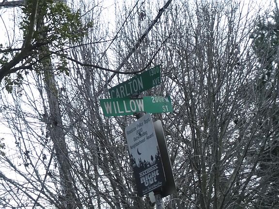 5th image of 1961 W Willow St