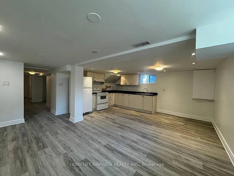 255 Penn Ave #BASEMENT — Photo 2