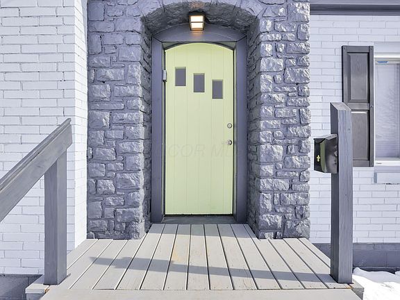 4th image of 94 Orel Ave