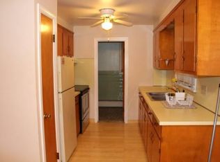 211 State St #1-F, Bristol, RI 02809