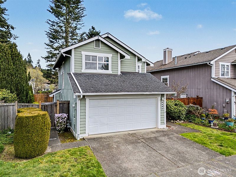 2nd image of 5520 Cricket Ln SE