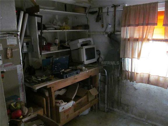 4th image of 3803 Anna Dr