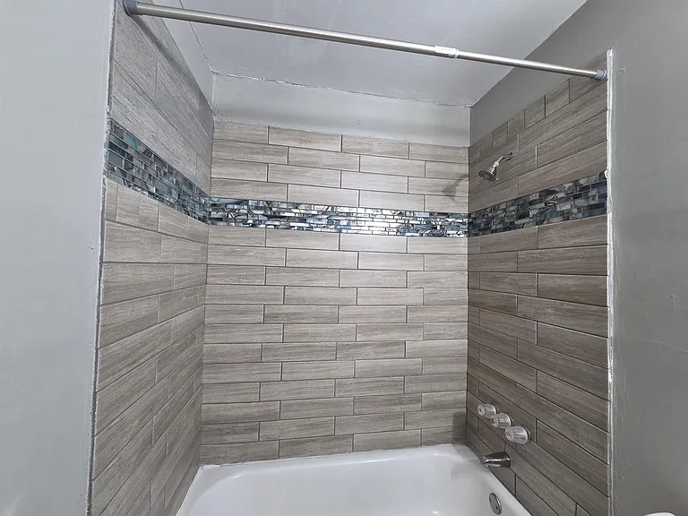 5787 Northland Dr — Photo 17