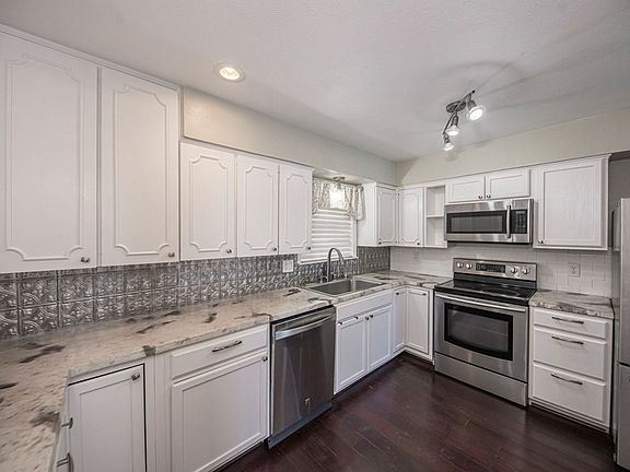 5th image of 501 W Scharbauer Dr APT 8