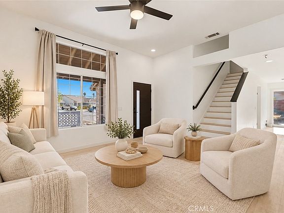 4th image of 27037 Fitzgerald Pl