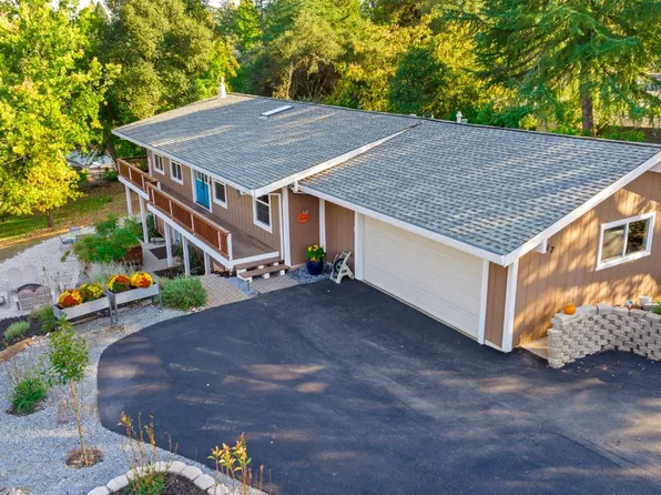 24217 Ash Ct, Auburn, CA 95602