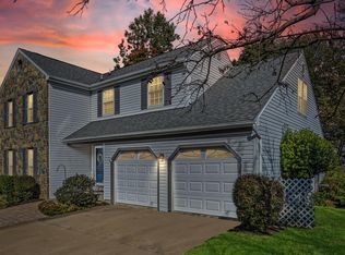 5807 Pamela Dr, Centreville, VA 20120