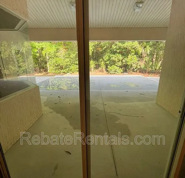 8907 Hampton Landing Dr E — Photo 56