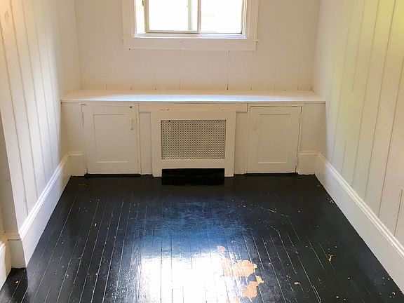 4th image of 260 Chestnut Hill Ave