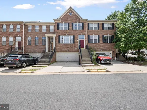 4127 Dallas Hutchison St, Chantilly, VA 20151