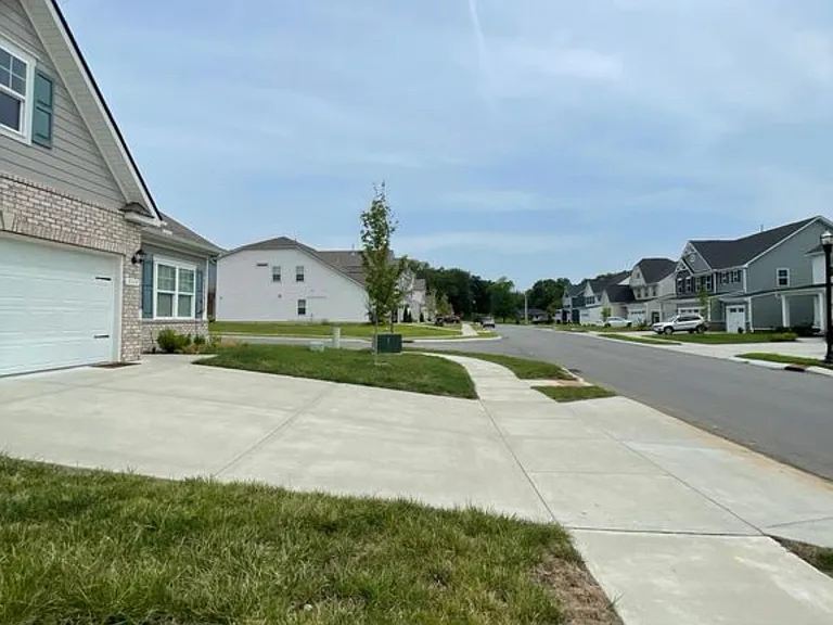 1115 Watermark Way — Photo 3