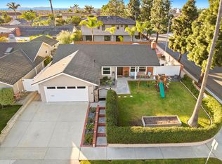 2095 Valley Rd, Costa Mesa, CA 92627