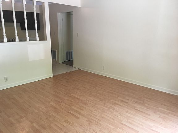 5th image of 112 Robinwood Dr #166310
