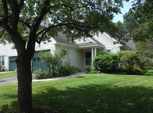 34 Eastman Farm Rd, Burlington, VT 05408