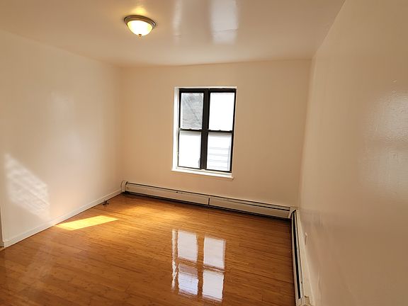 2nd image of 2295 Grand Concourse #F3