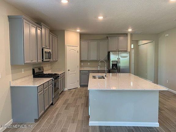 5th image of 62 Tobago Ln