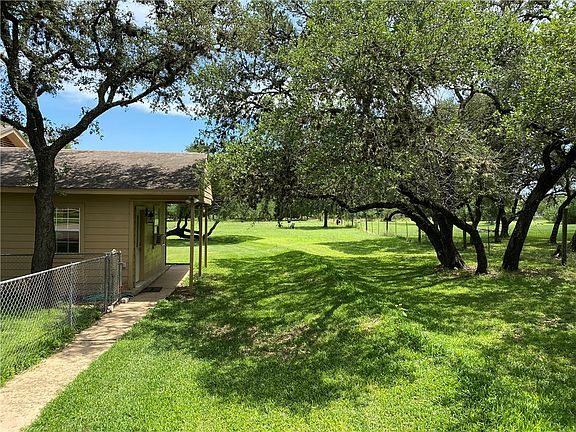 5th image of 73 Country Oaks Dr